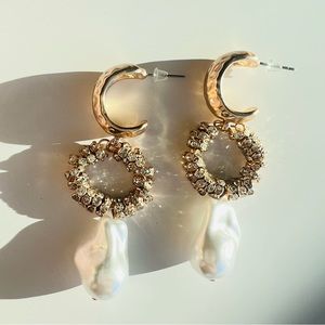 Pearl-effect crystal earrings